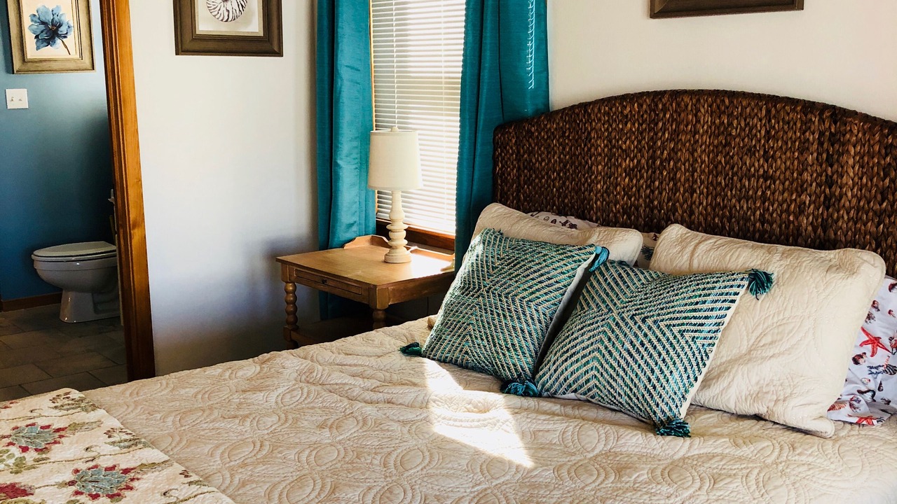 Photo of Bedroom in Corolla