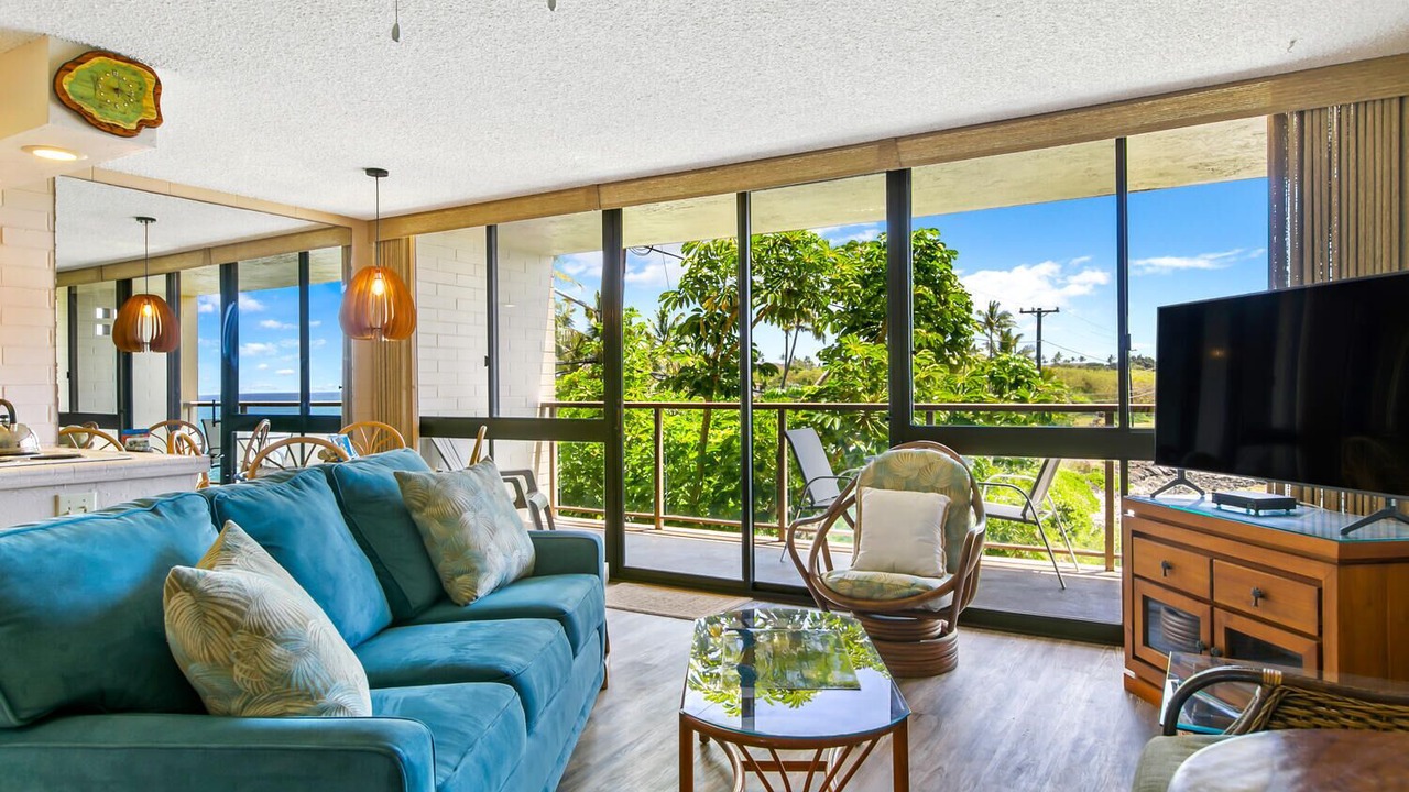 Photo of Livingroom in Poipu