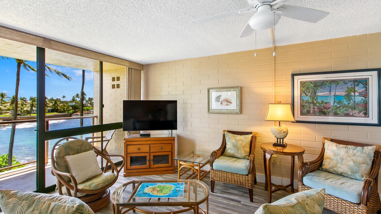 Photo of Livingroom in Poipu