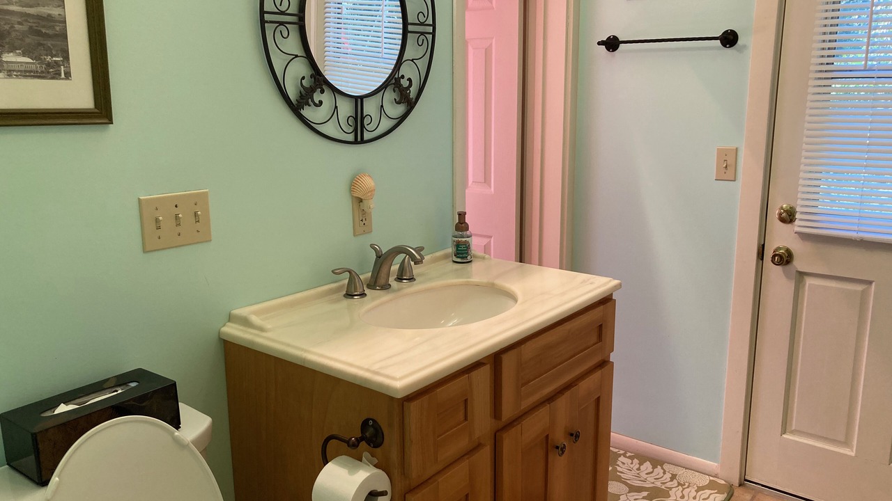 Photo of Bathroom in Keaau
