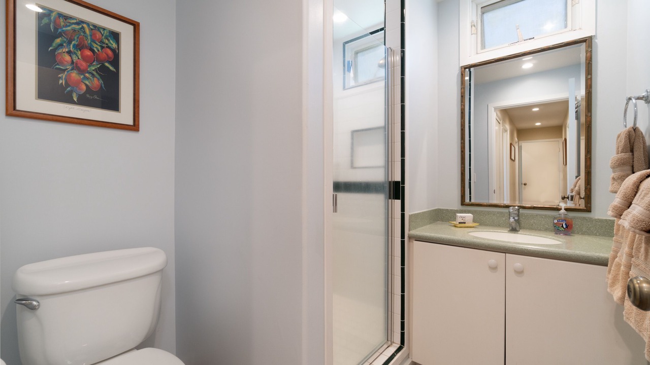 Photo of Bathroom in Mokuleia