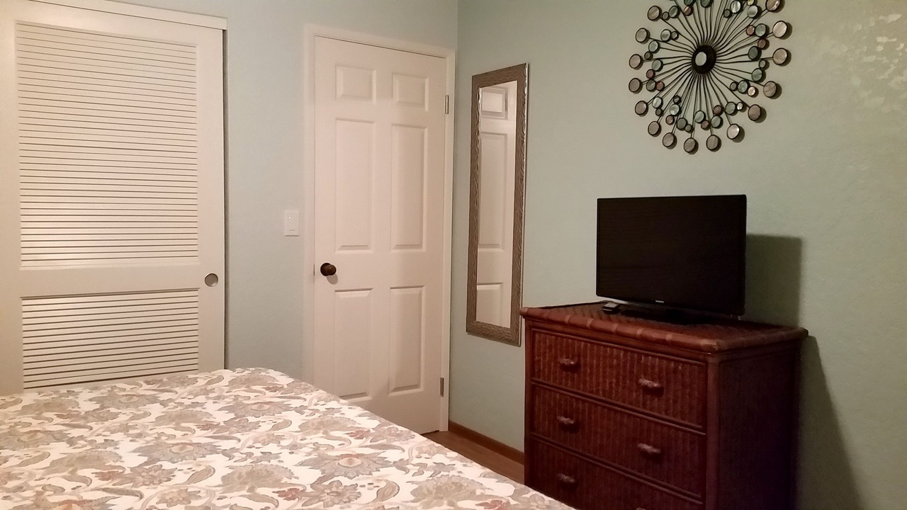 Photo of Bedroom in Historic Kailua Village