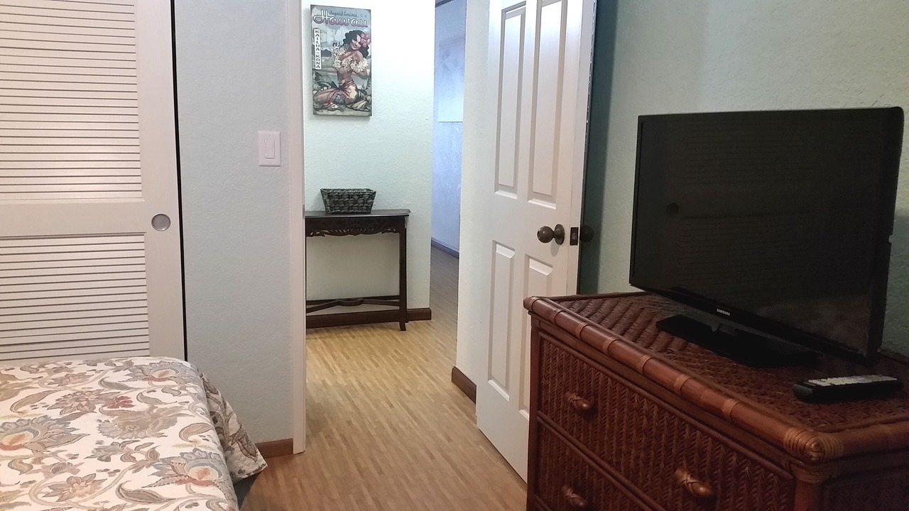 Photo of Bedroom in Historic Kailua Village