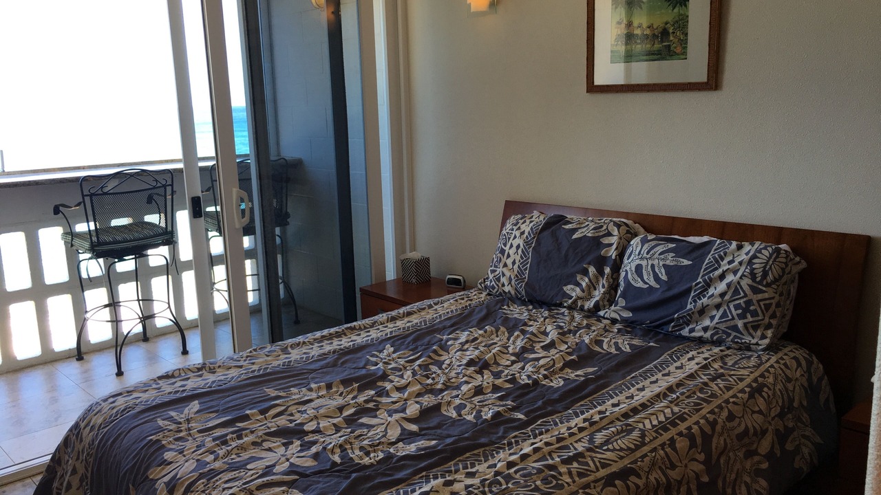 Photo of Bedroom in Makaha