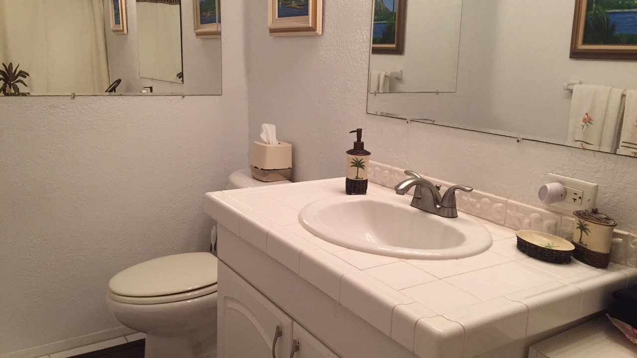 Photo of Bathroom in Kailua
