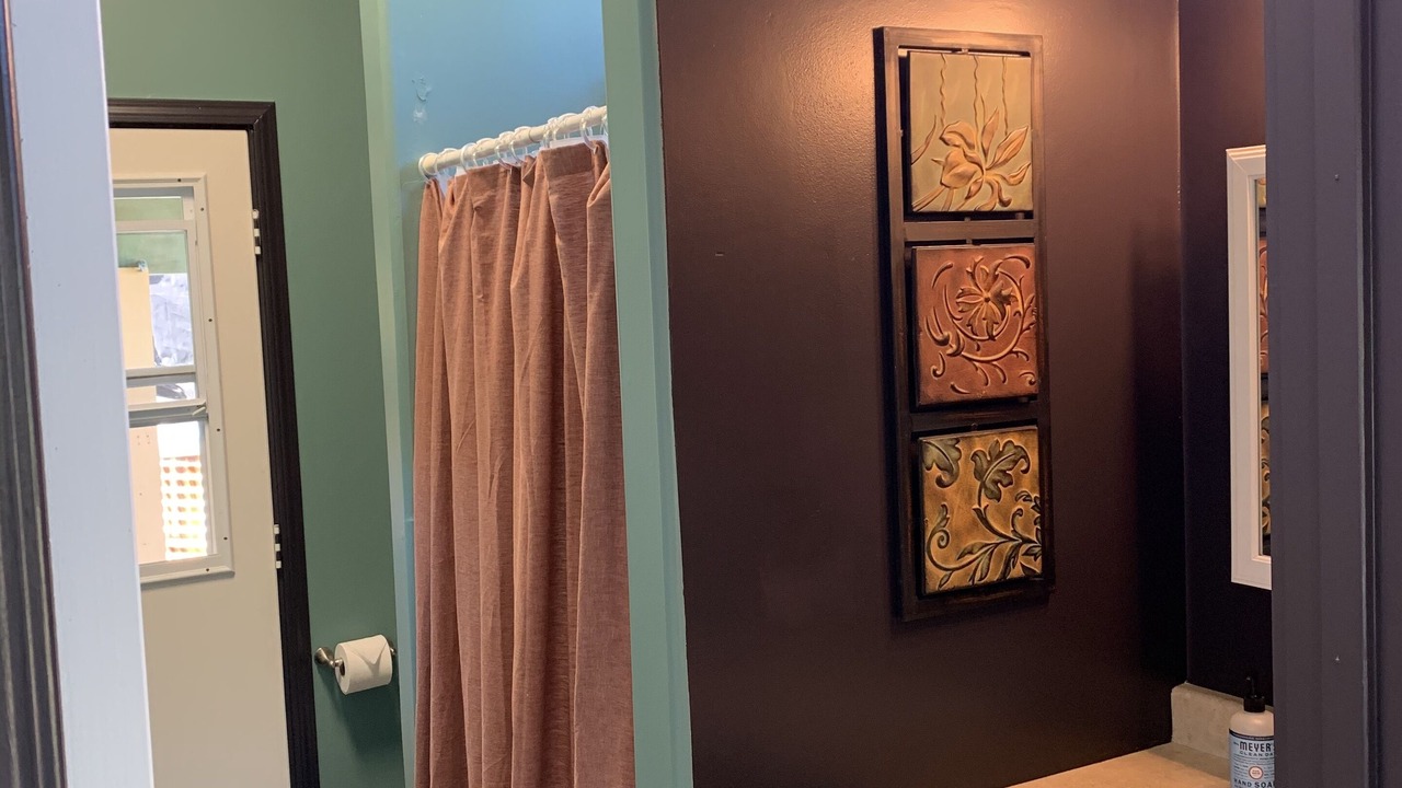 Photo of Bathroom in Kehena