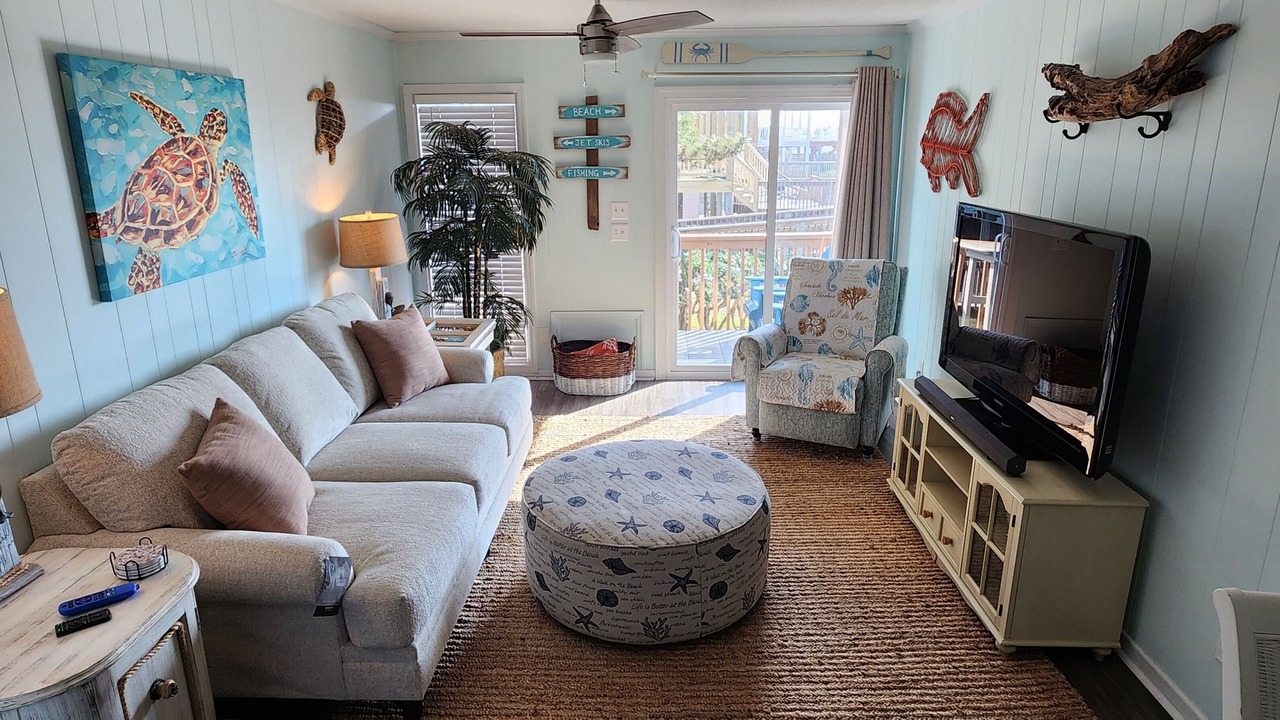 Photo of Livingroom in Ocean Isle Beach
