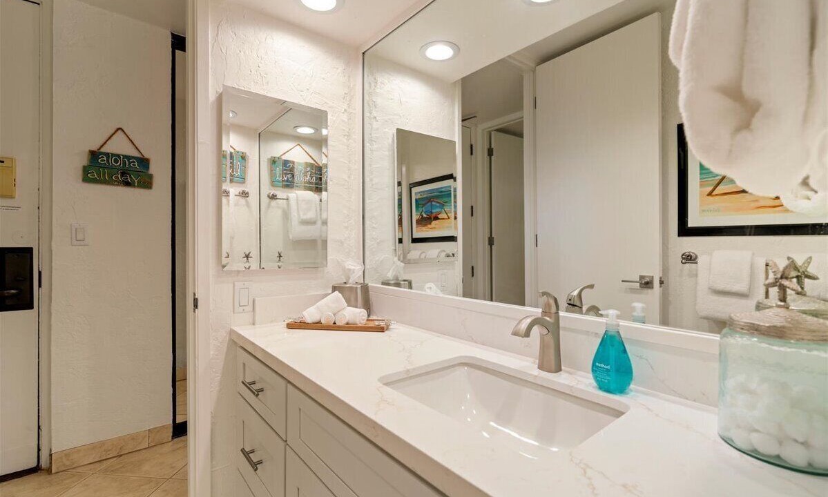 Photo of Bathroom in Honokowai
