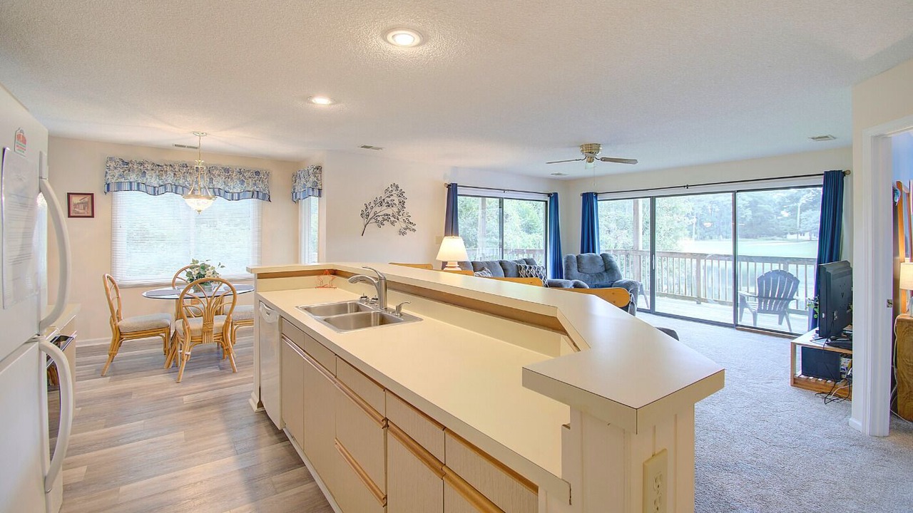 Photo of Kitchen in Sea Trail