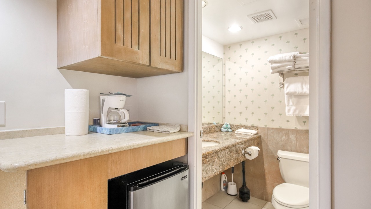 Photo of Bathroom in Kaka'ako