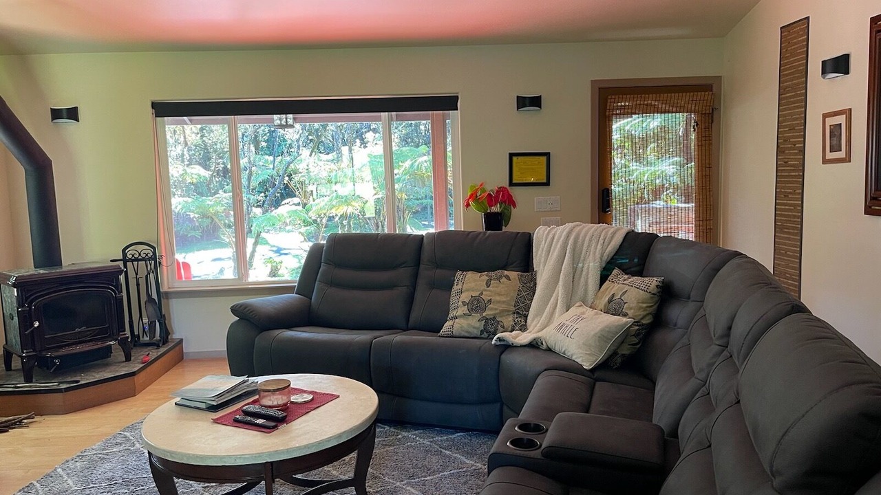 Photo of Livingroom in Volcano
