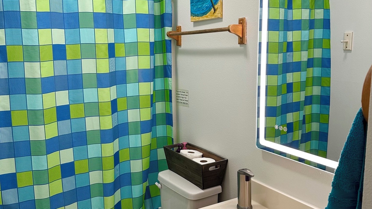 Photo of Bathroom in Mokuleia