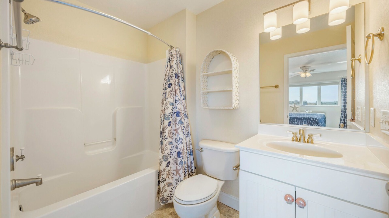 Photo of Bathroom in Rodanthe