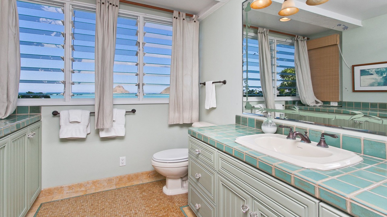 Photo of Bathroom in Lanikai