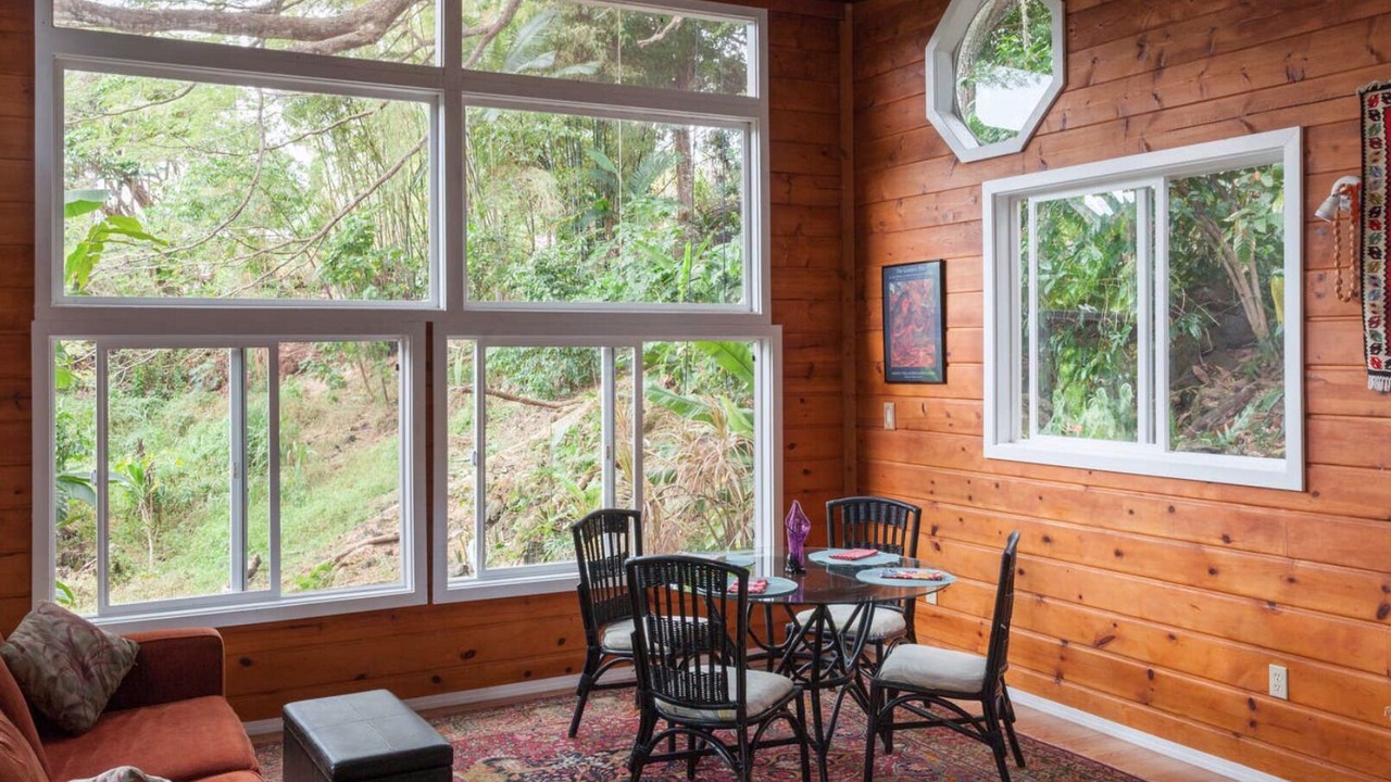 Photo of Bedroom in Puna Palisades
