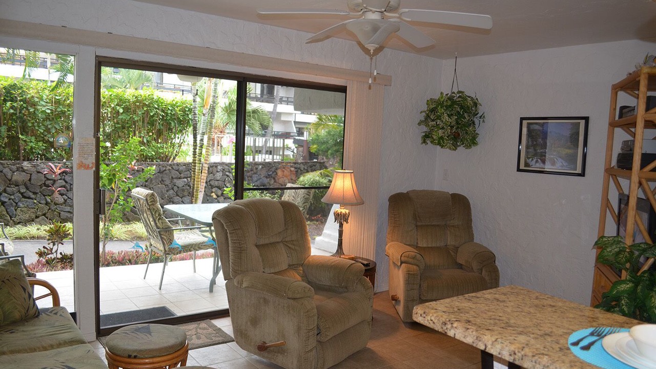 Photo of Livingroom in Kailua-Kona