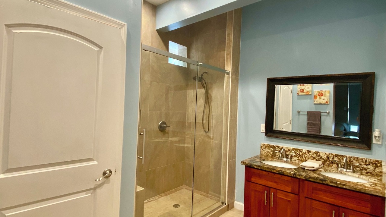 Photo of Bathroom in Kahala
