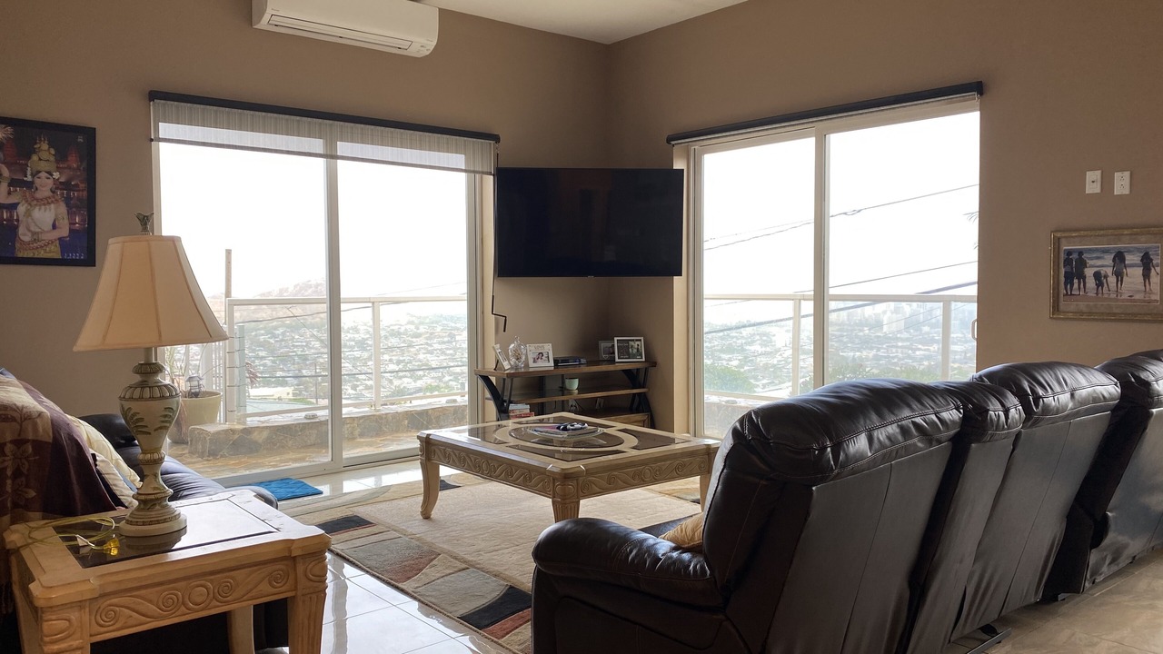 Photo of Livingroom in Kahala