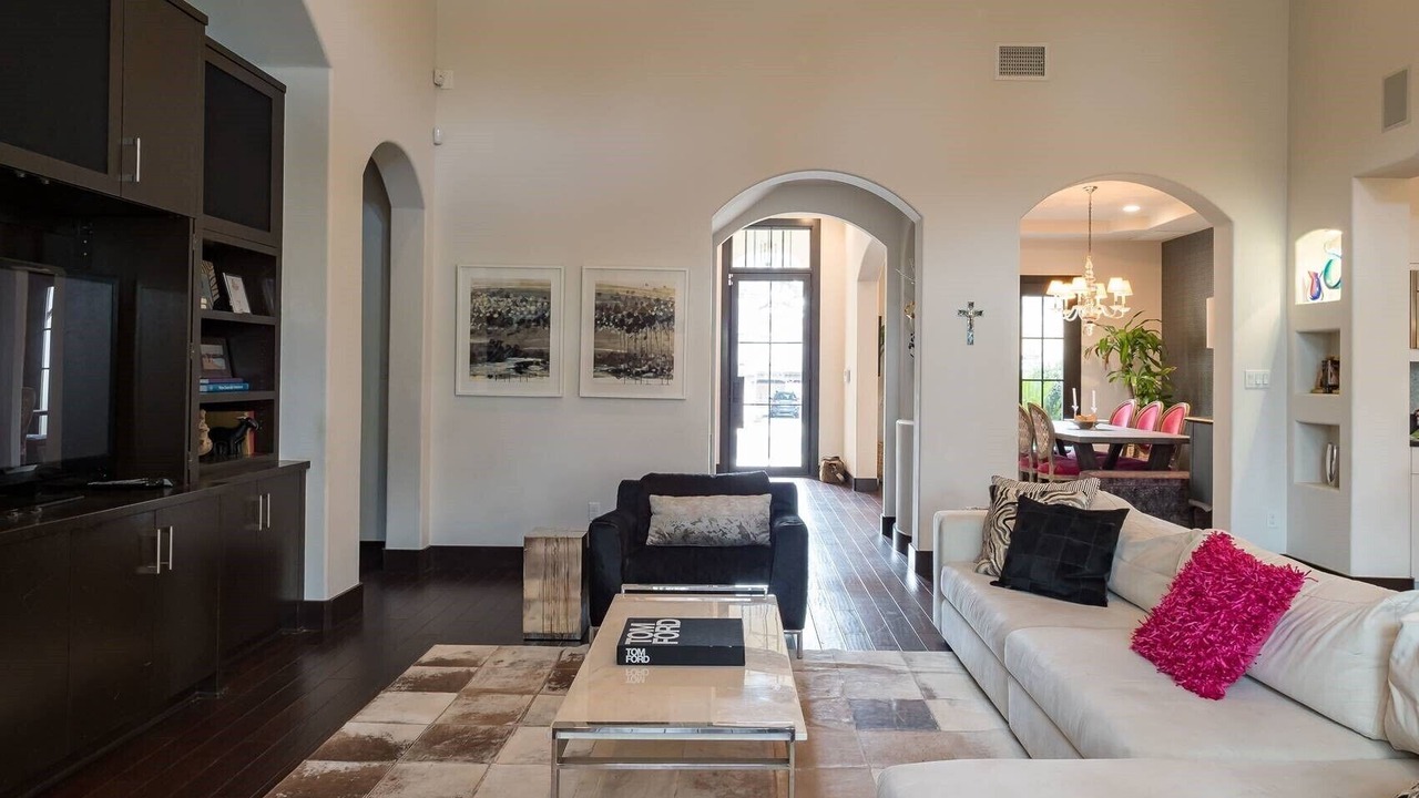 Photo of Livingroom in Tarrytown
