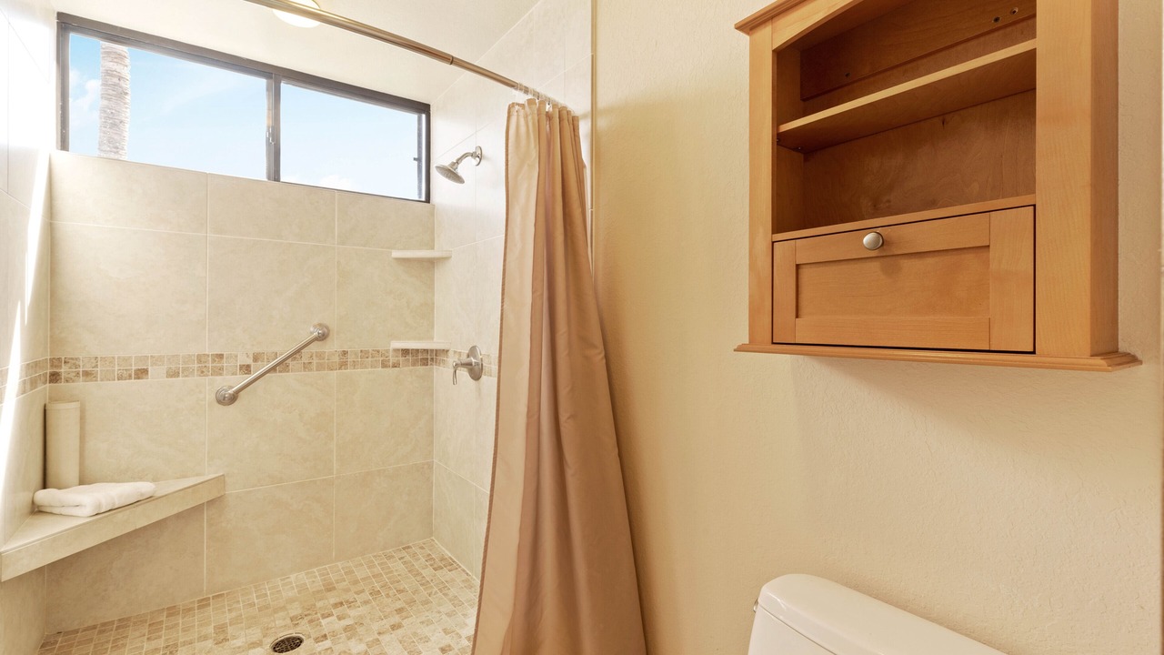 Photo of Bathroom in Waikoloa