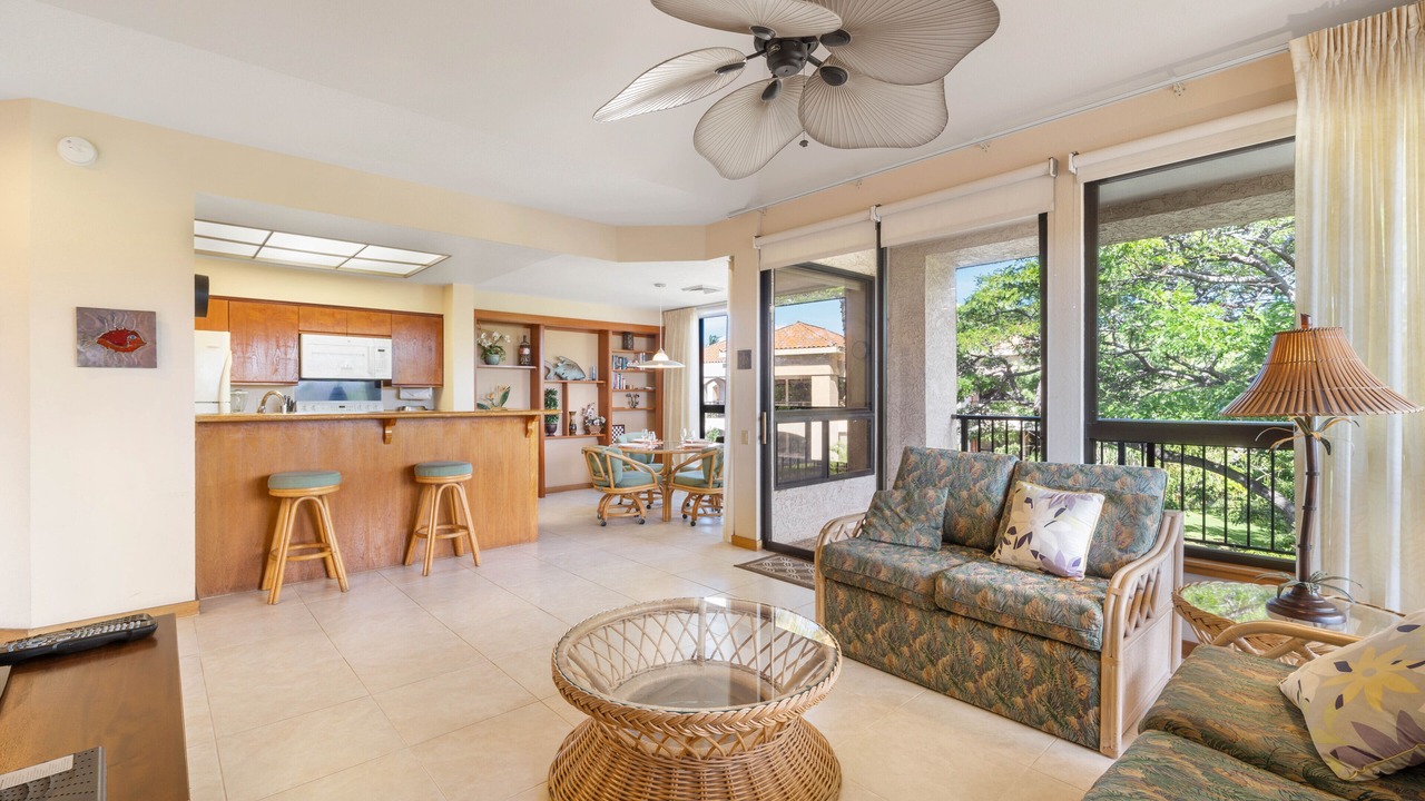 Photo of Livingroom in Waikoloa