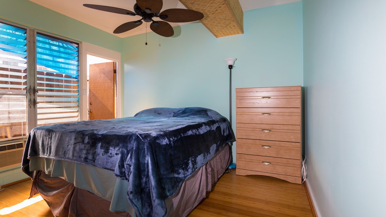 Photo of Bedroom in Waikiki