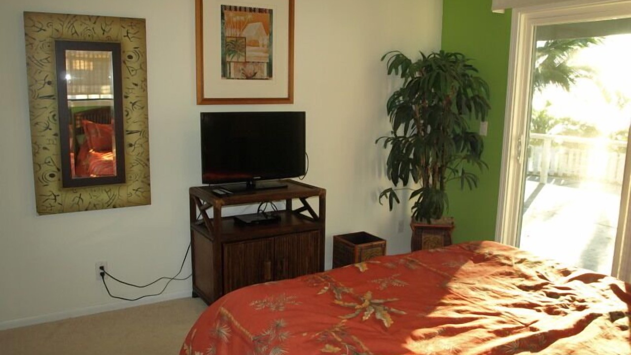 Photo of Bedroom in Kona Palisades
