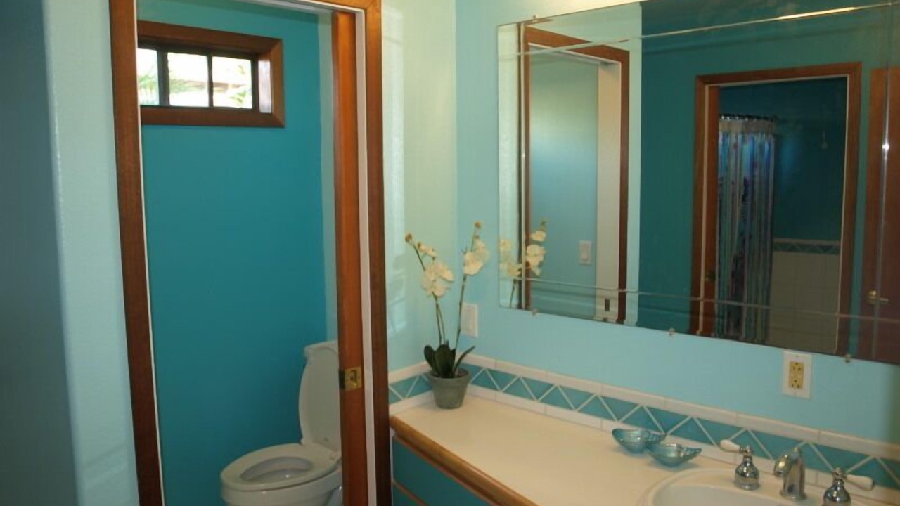 Photo of Bathroom in Kona Palisades