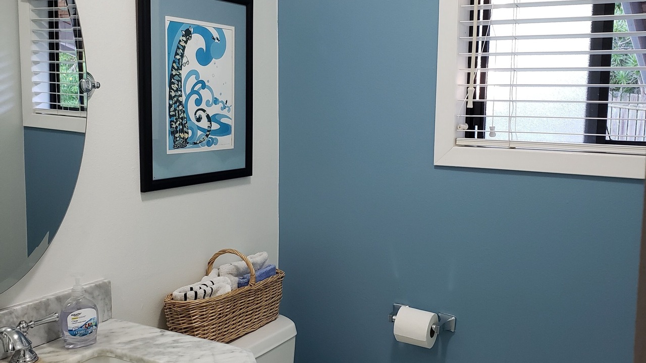 Photo of Bathroom in Kona Palisades