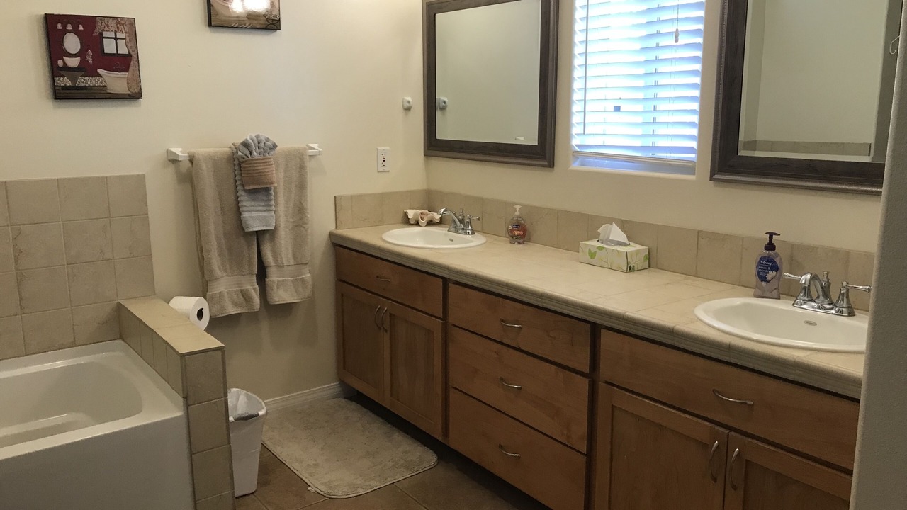 Photo of Bathroom in Keaau