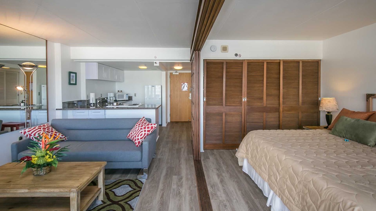 Photo of Bedroom in Waikiki
