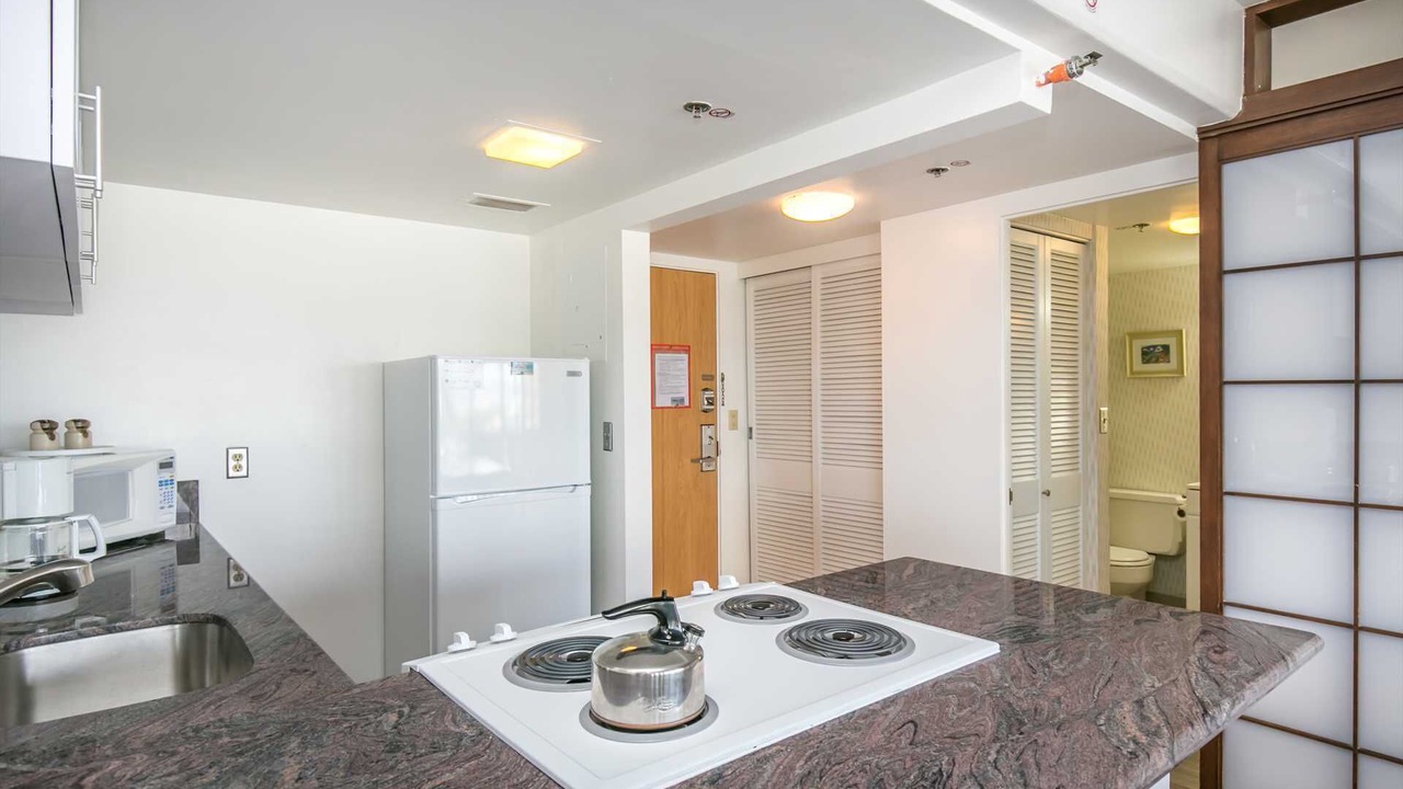 Photo of Kitchen in Waikiki