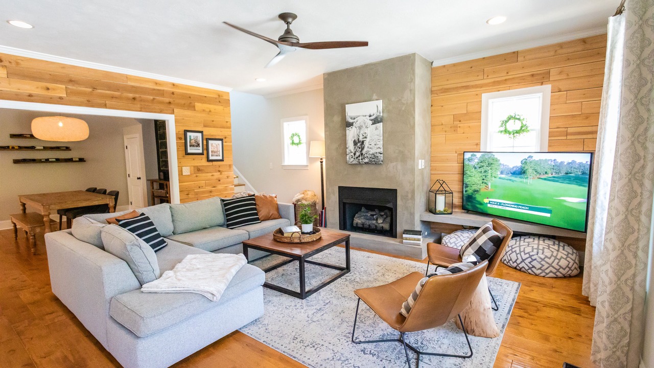 Photo of Livingroom in Evans