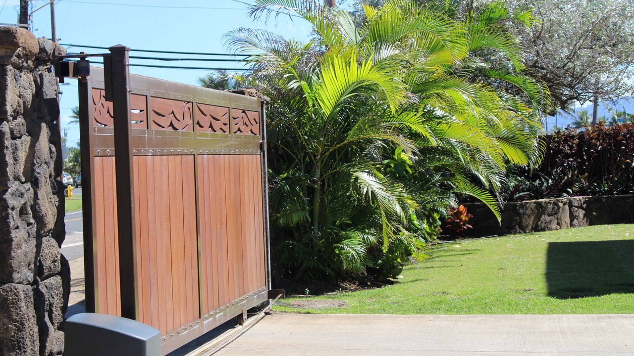 Photo of Others in Laie