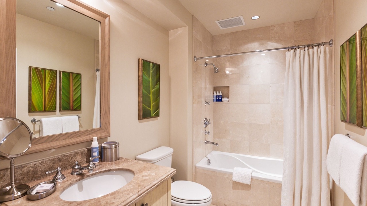 Photo of Bathroom in Wailea