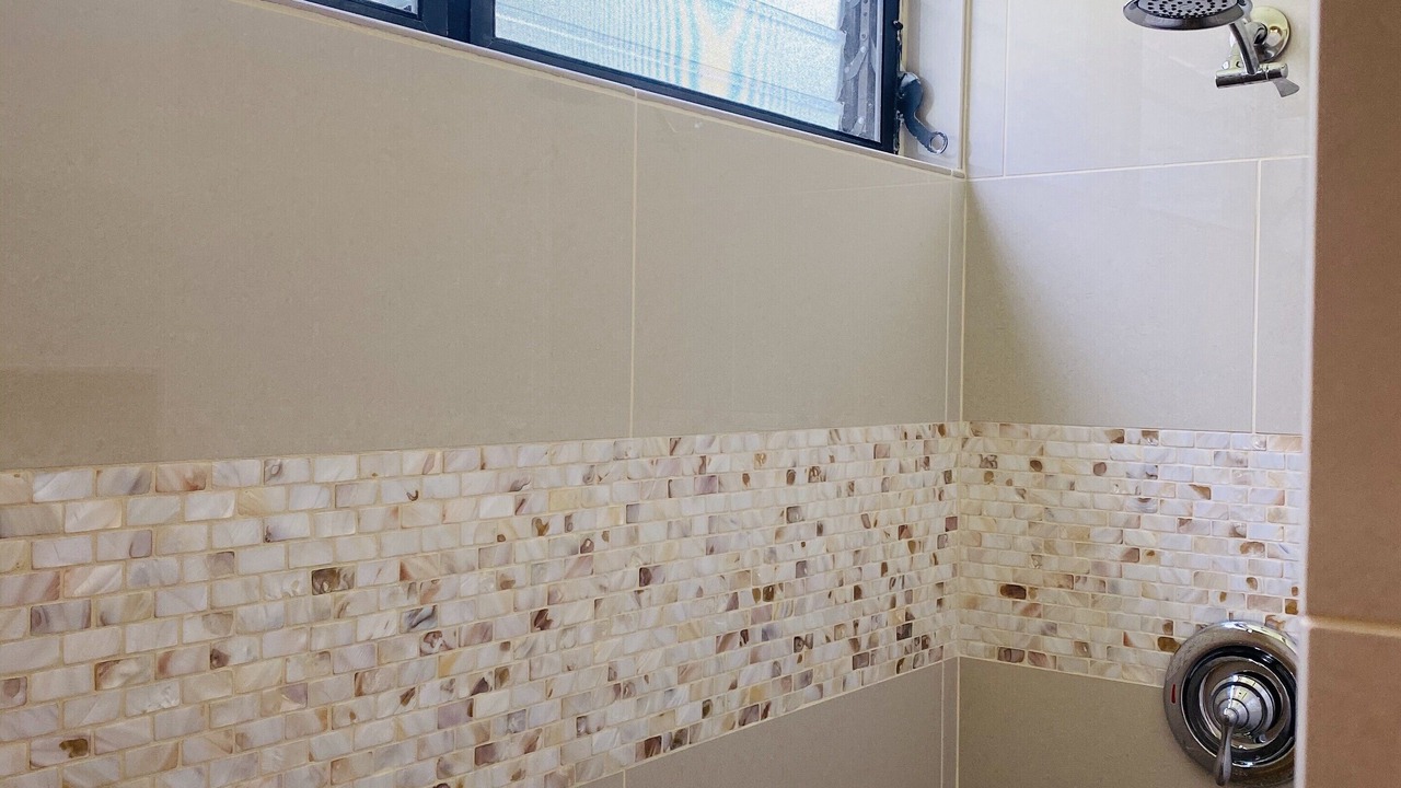 Photo of Bathroom in Historic Kailua Village