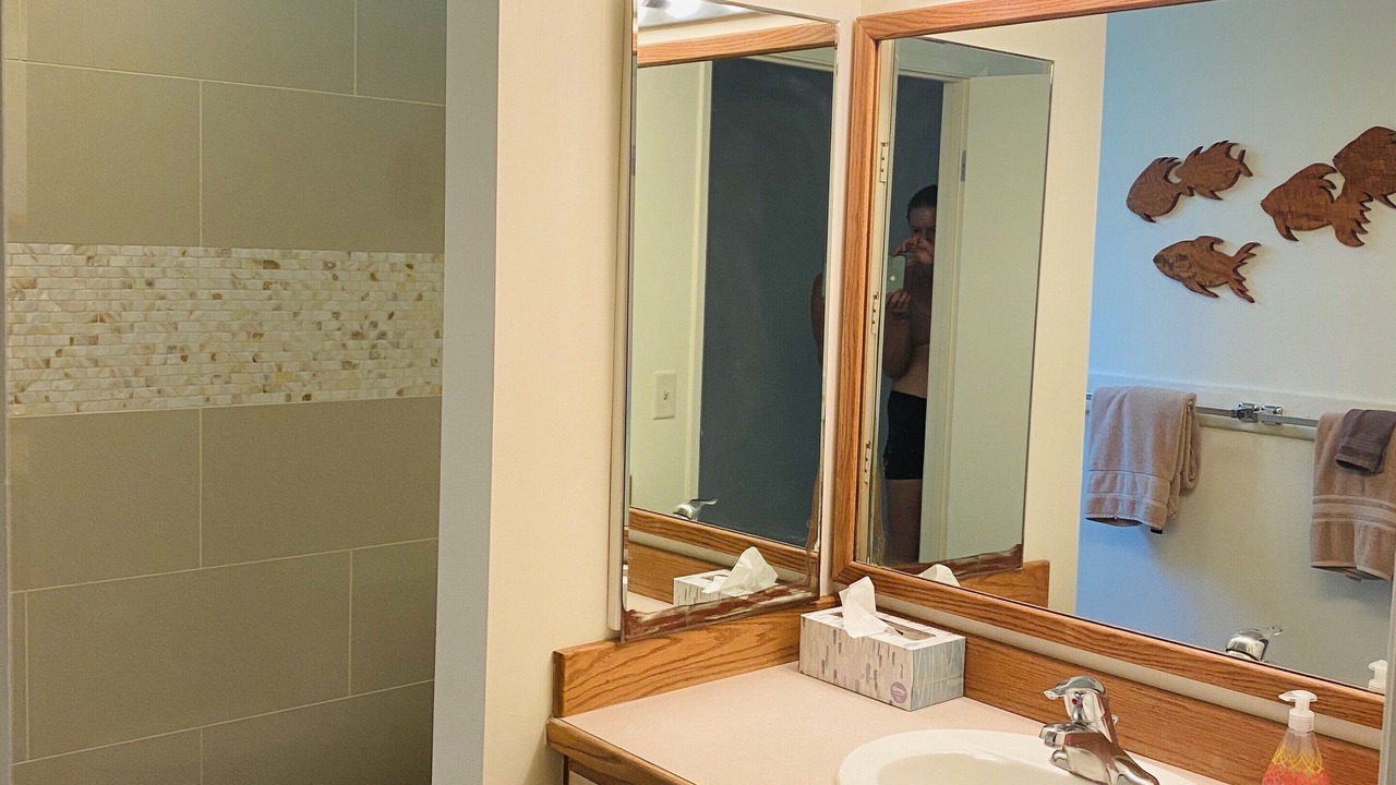 Photo of Bathroom in Historic Kailua Village