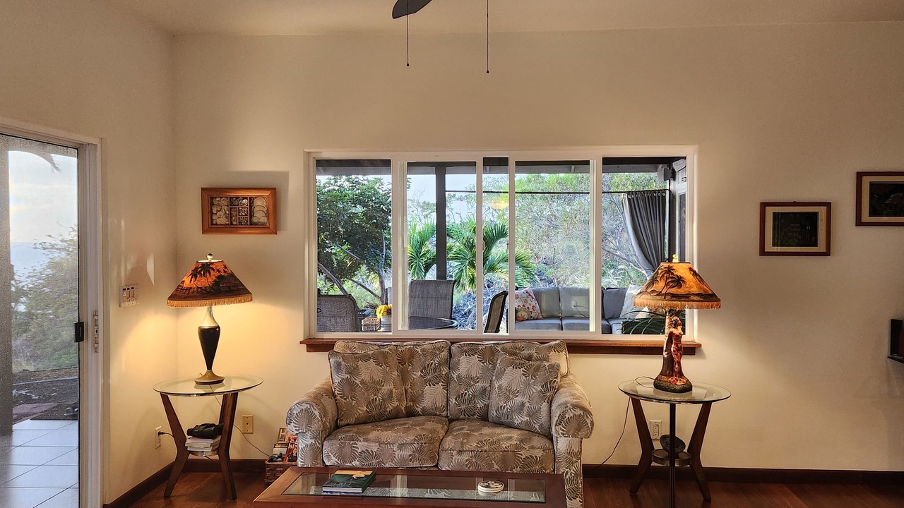 Photo of Livingroom in Captain Cook