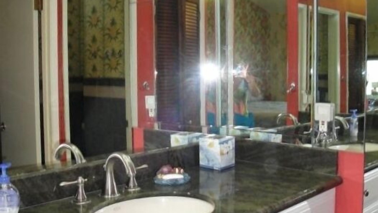 Photo of Others in Kahana