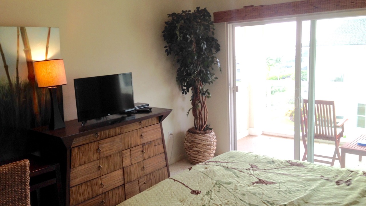 Photo of Bedroom in Kahaluu Bay