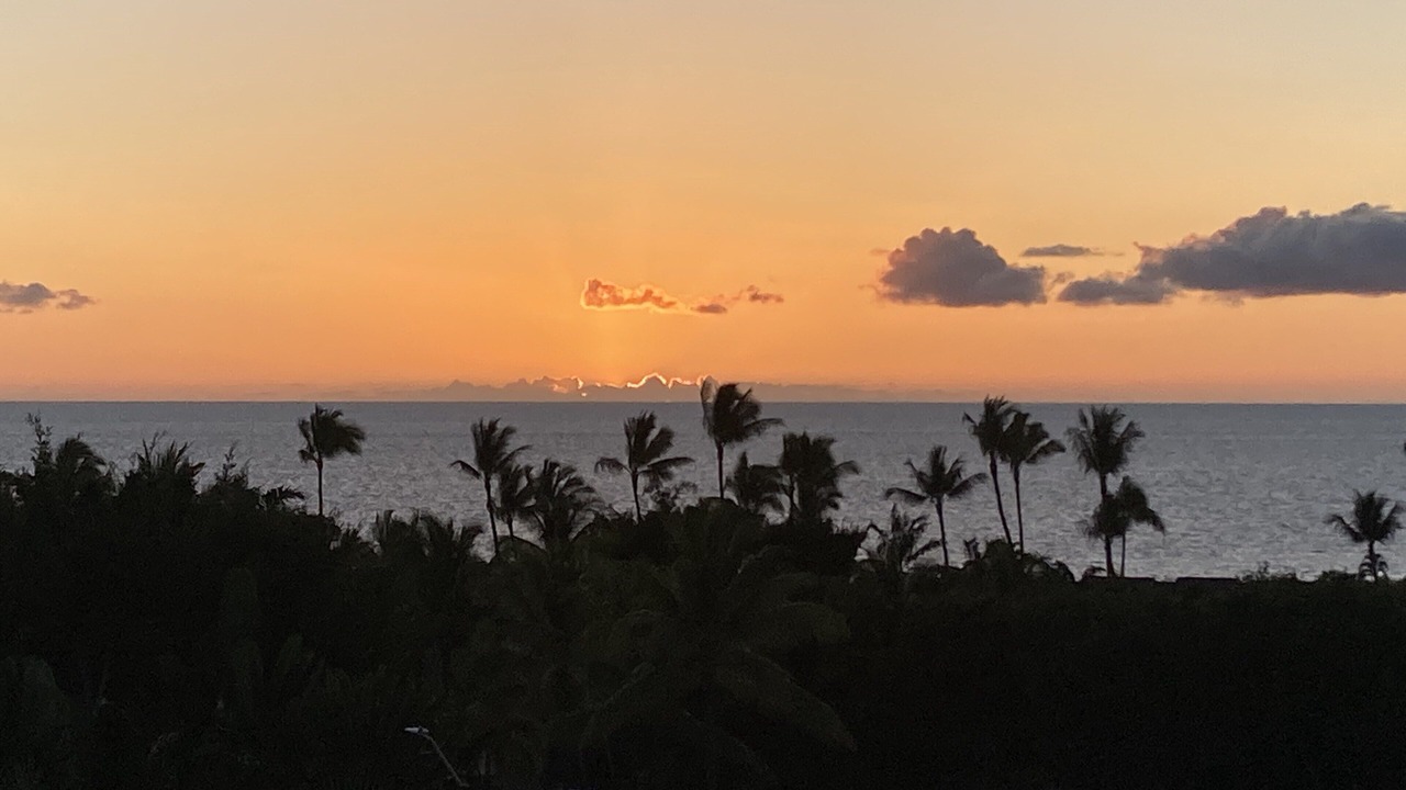 Photo of Others in Kahaluu Bay