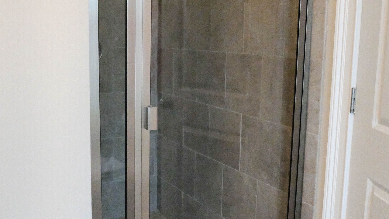Photo of Bathroom in Thomas Square