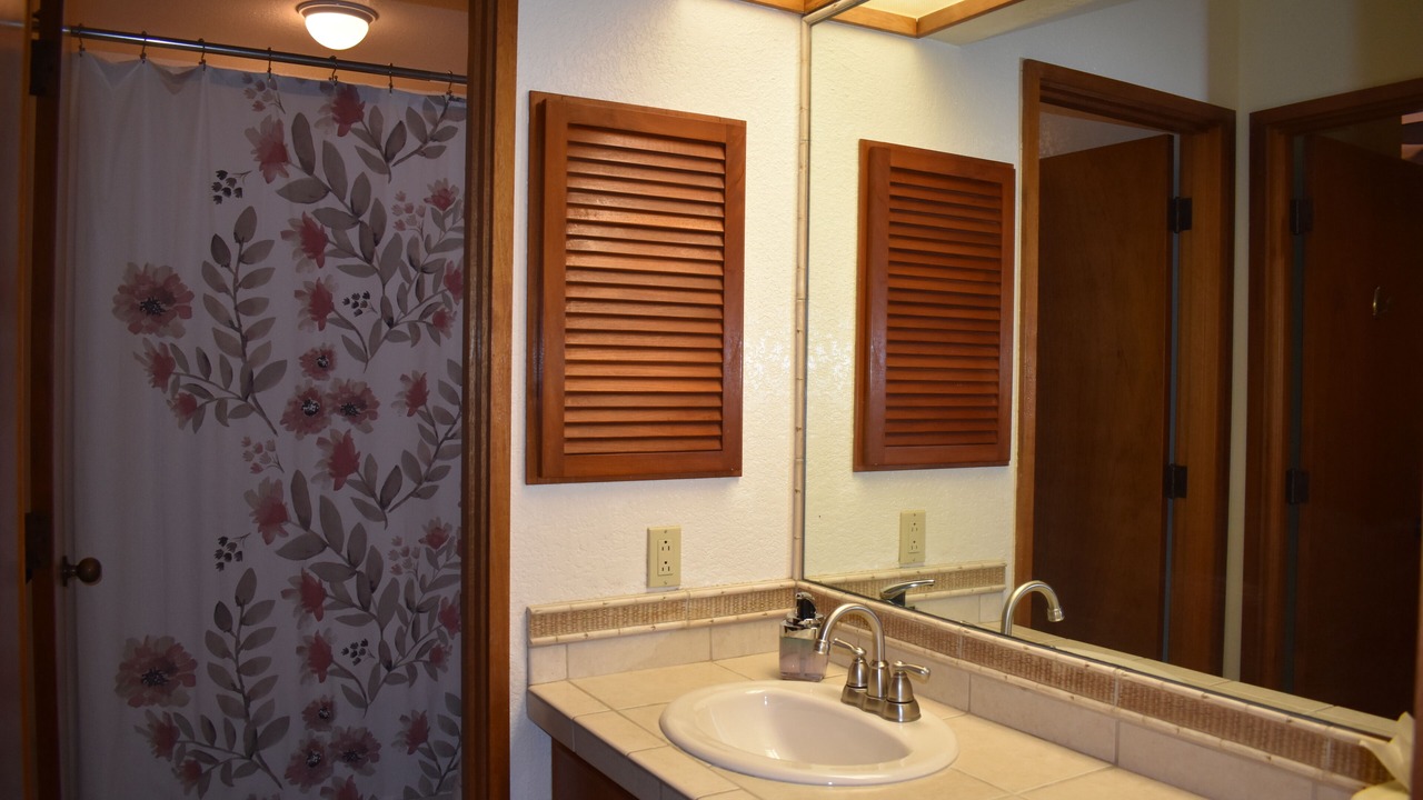 Photo of Bathroom in Waikoloa