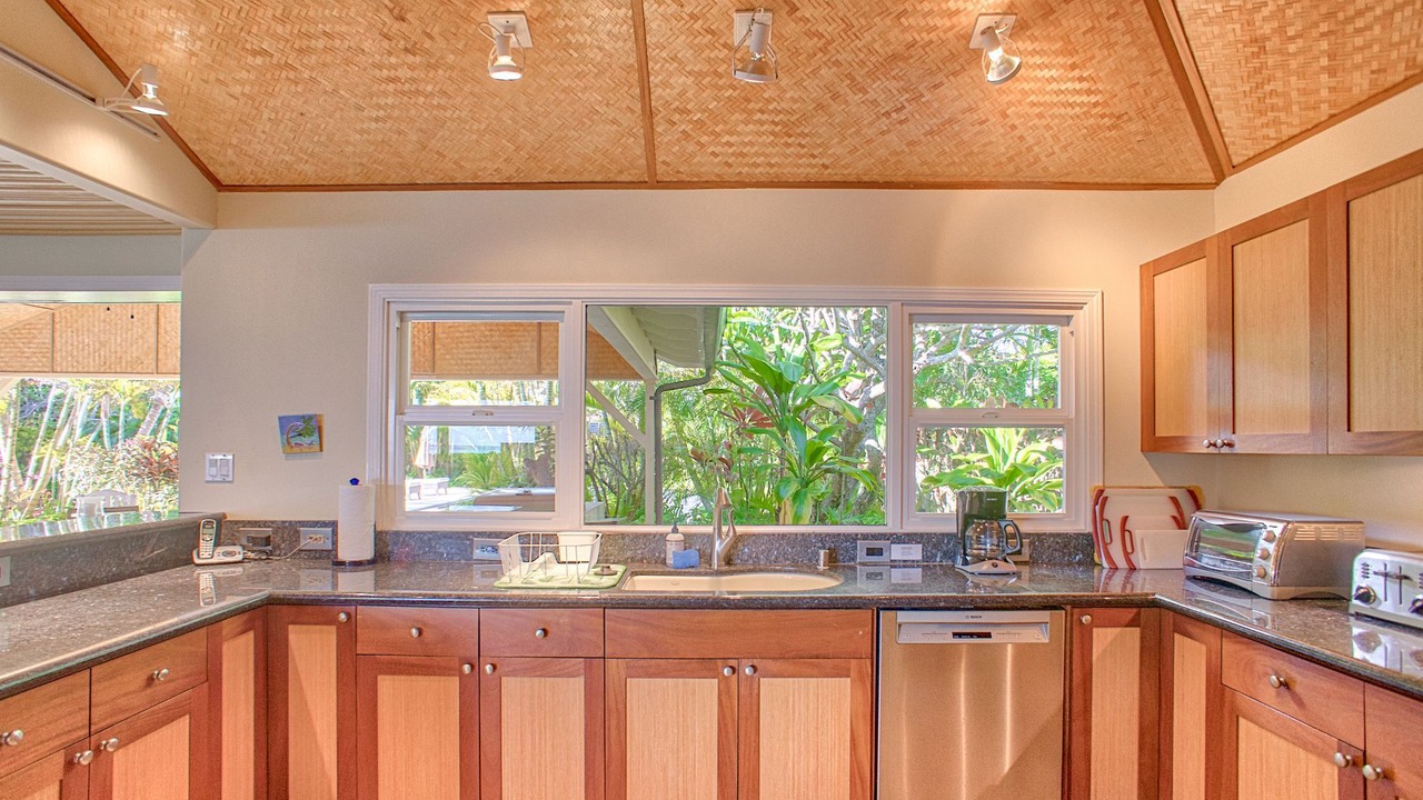 Photo of Kitchen in Lanikai