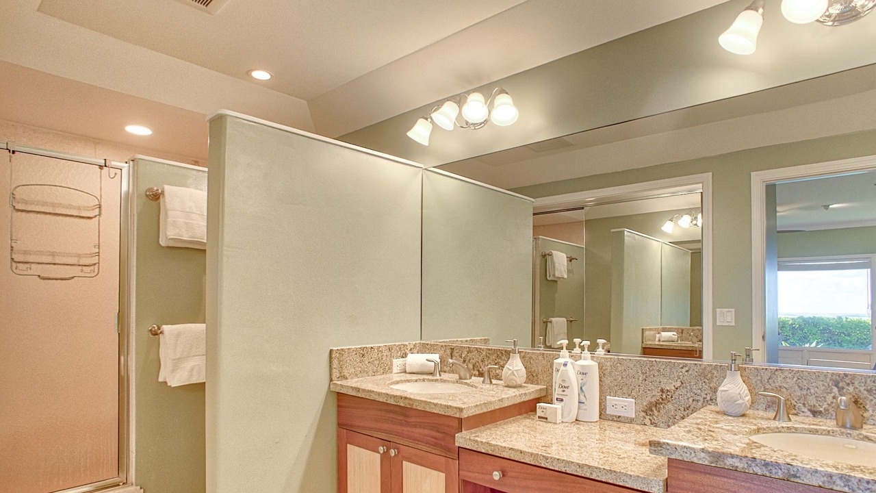 Photo of Bathroom in Lanikai