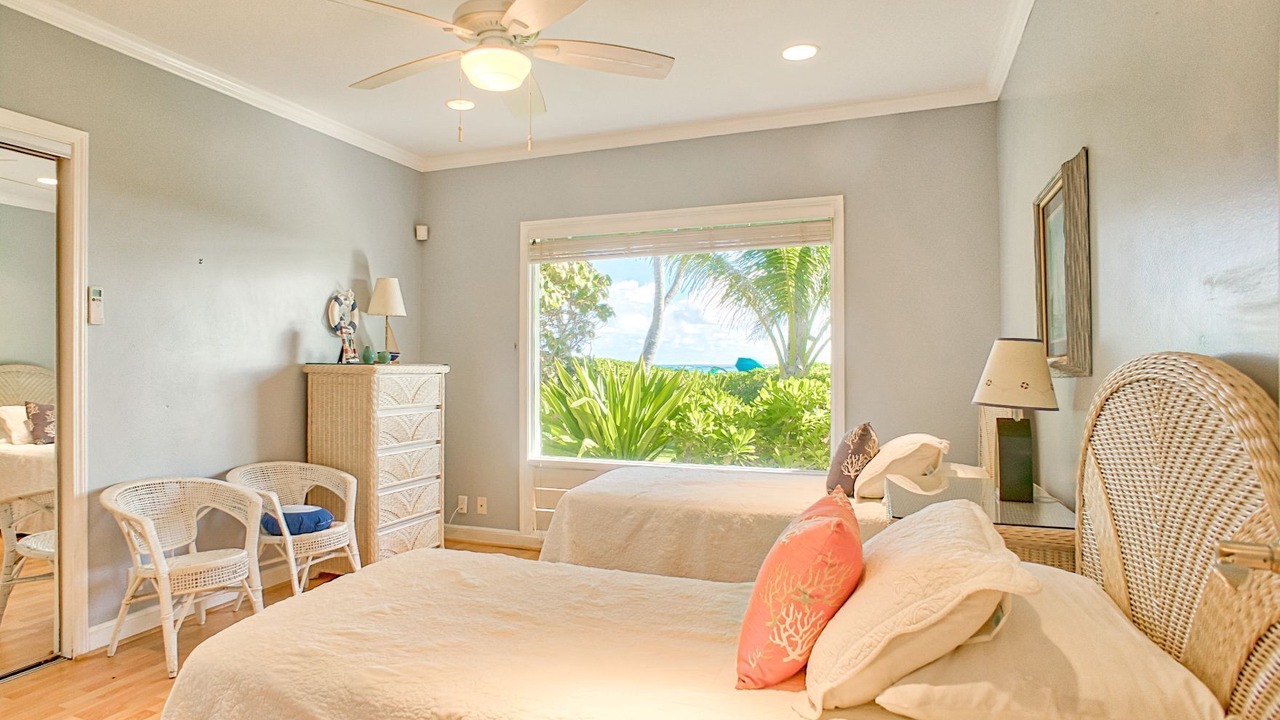 Photo of Bedroom in Lanikai