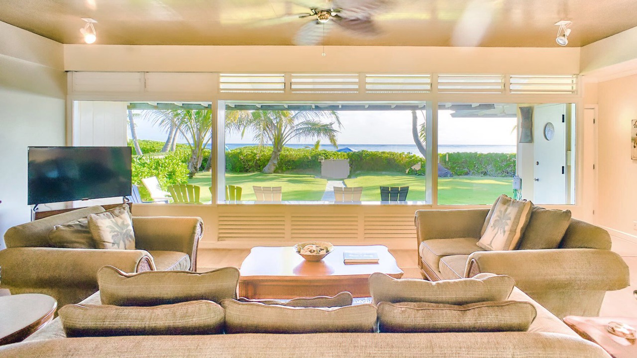 Photo of Livingroom in Lanikai