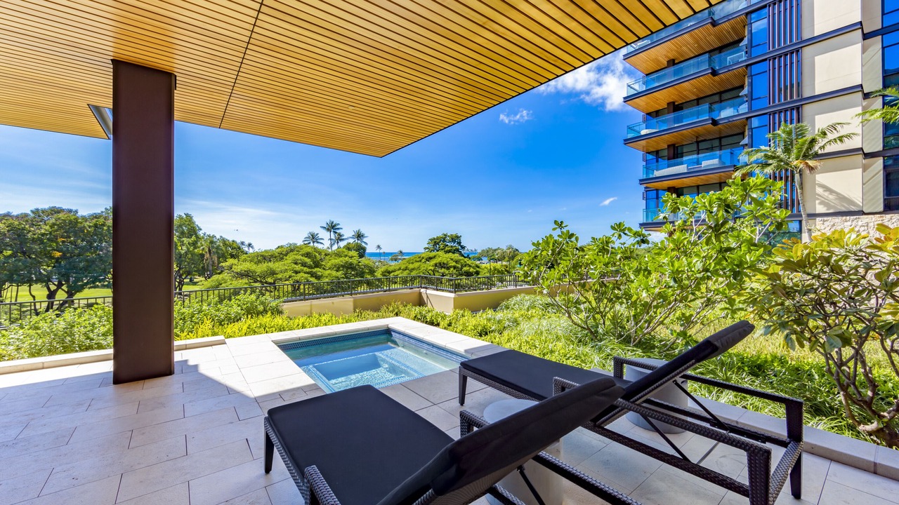 Photo of Patio Balcony in Ala Moana