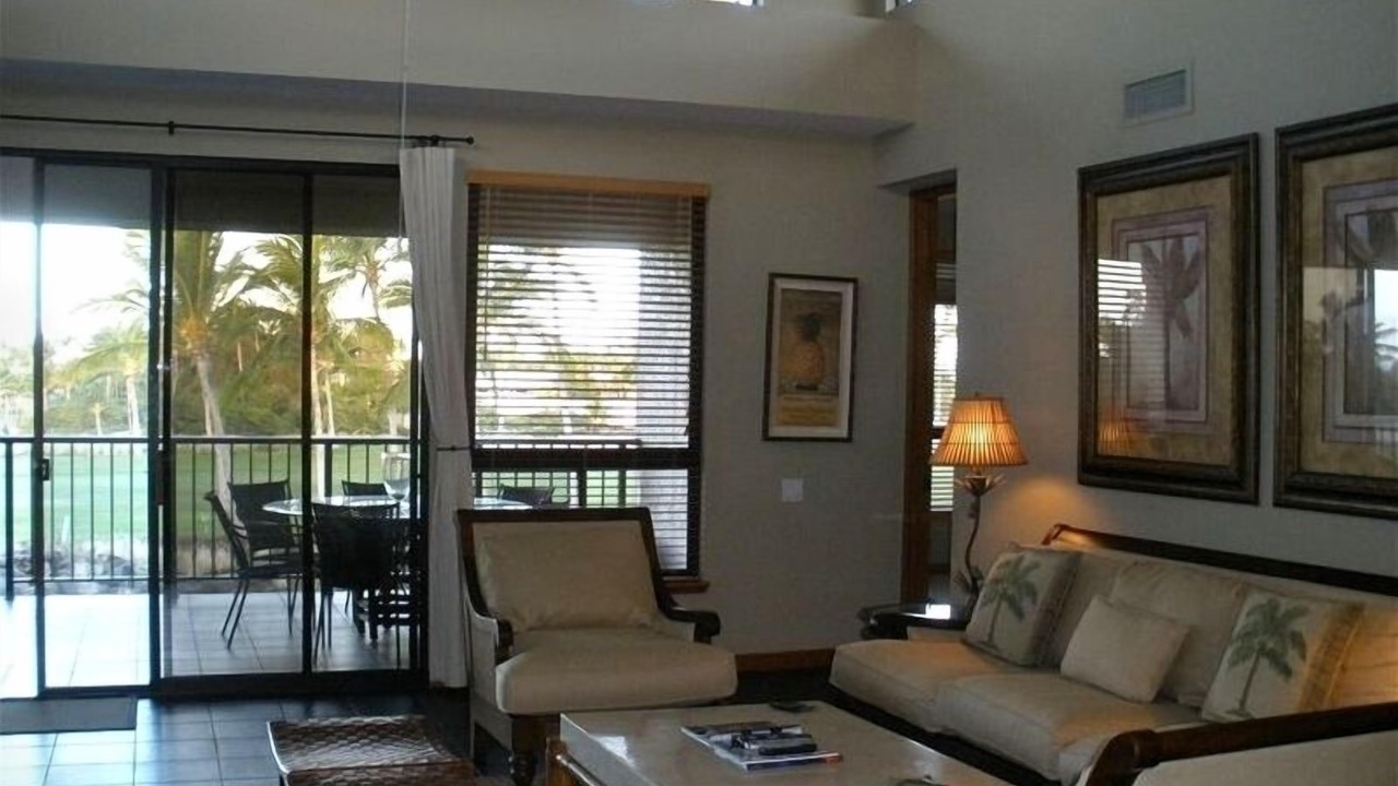 Photo of Livingroom in Waikoloa