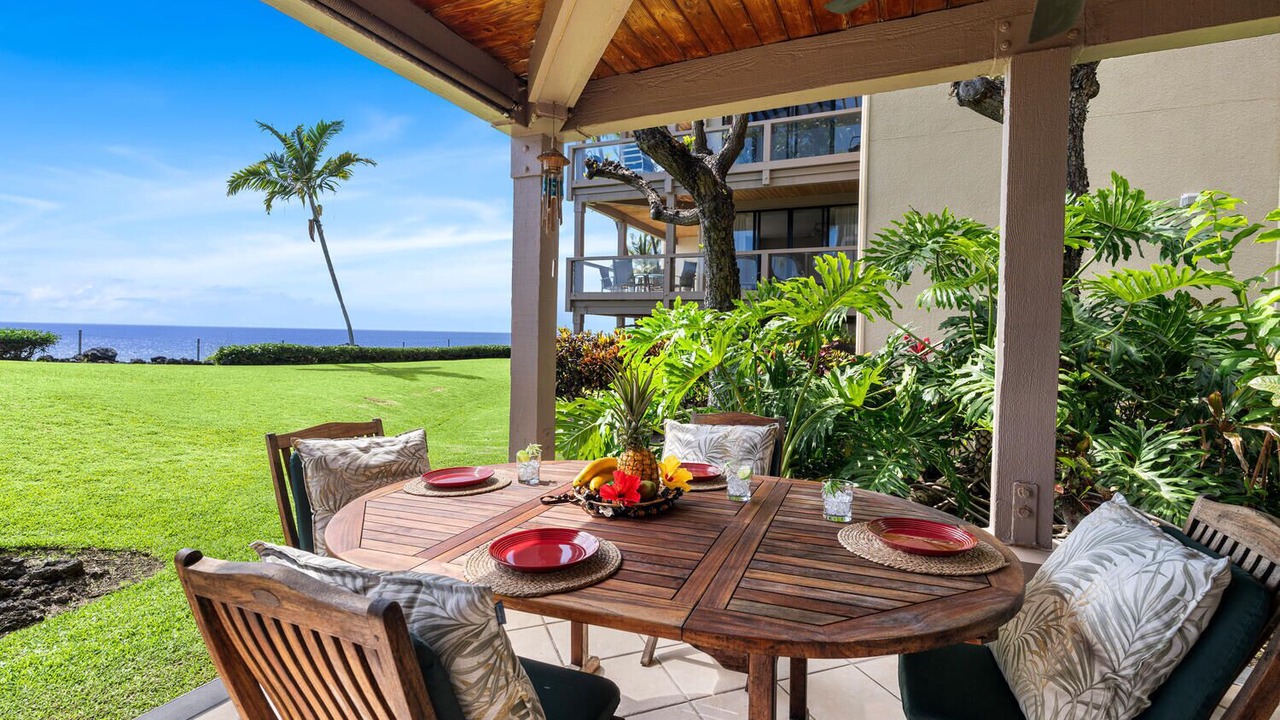 Photo of Outdoor in Kahaluu Bay
